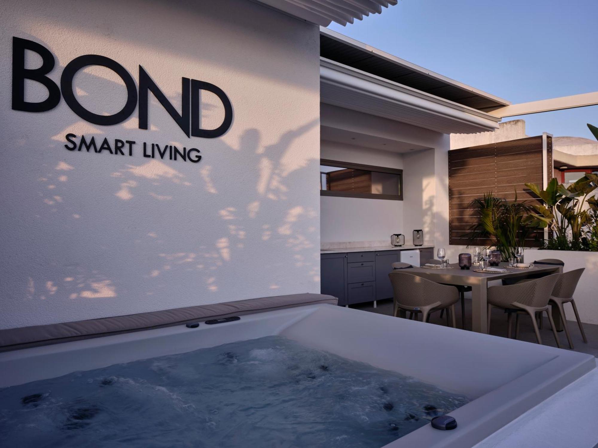 Bond Smart Living Suites Athens Exterior photo